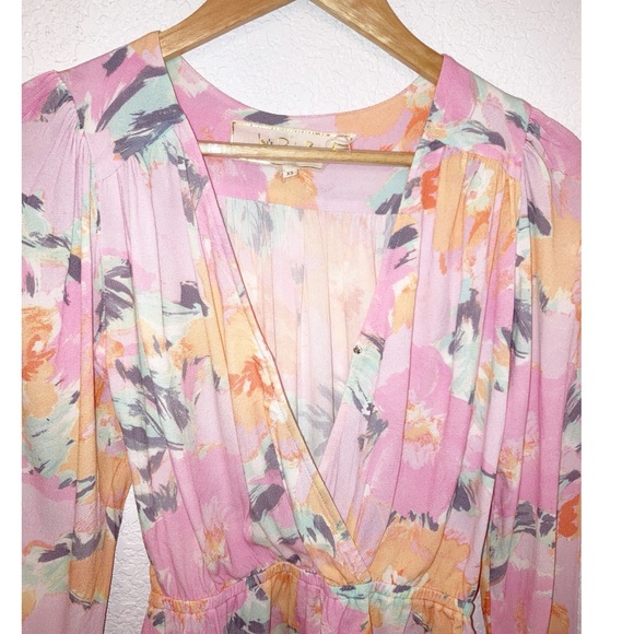 JEN’S PIRATE BOOTY Floral Deep V Neck Pink Peplum Blouse blouson sleeves SZ: XS - Picture 9 of 13